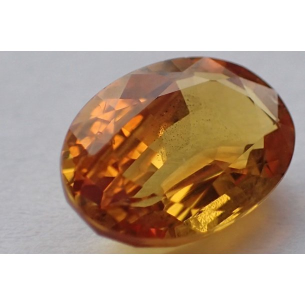 Gul safir